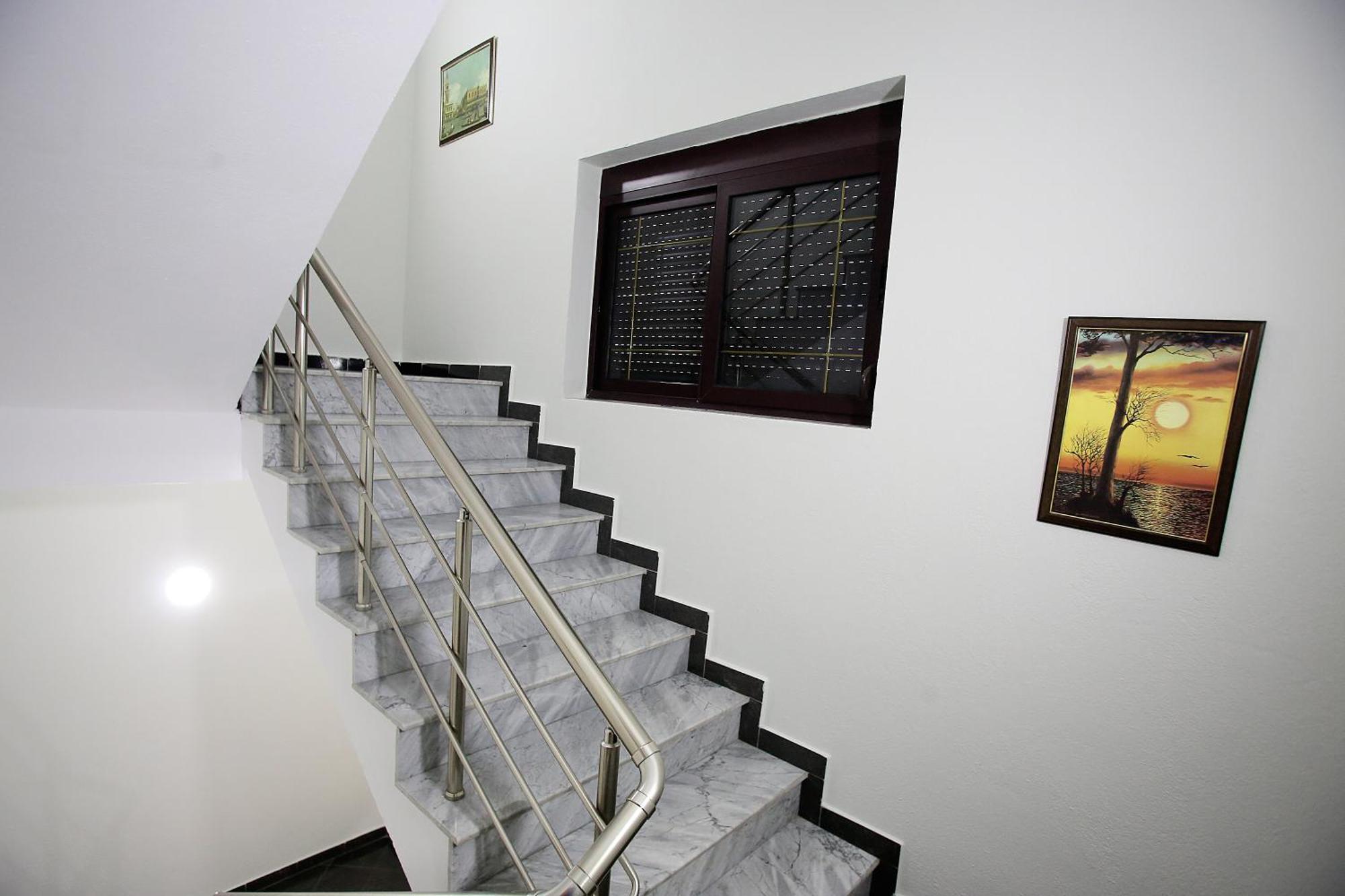 The Met Apartments Durrës Extérieur photo