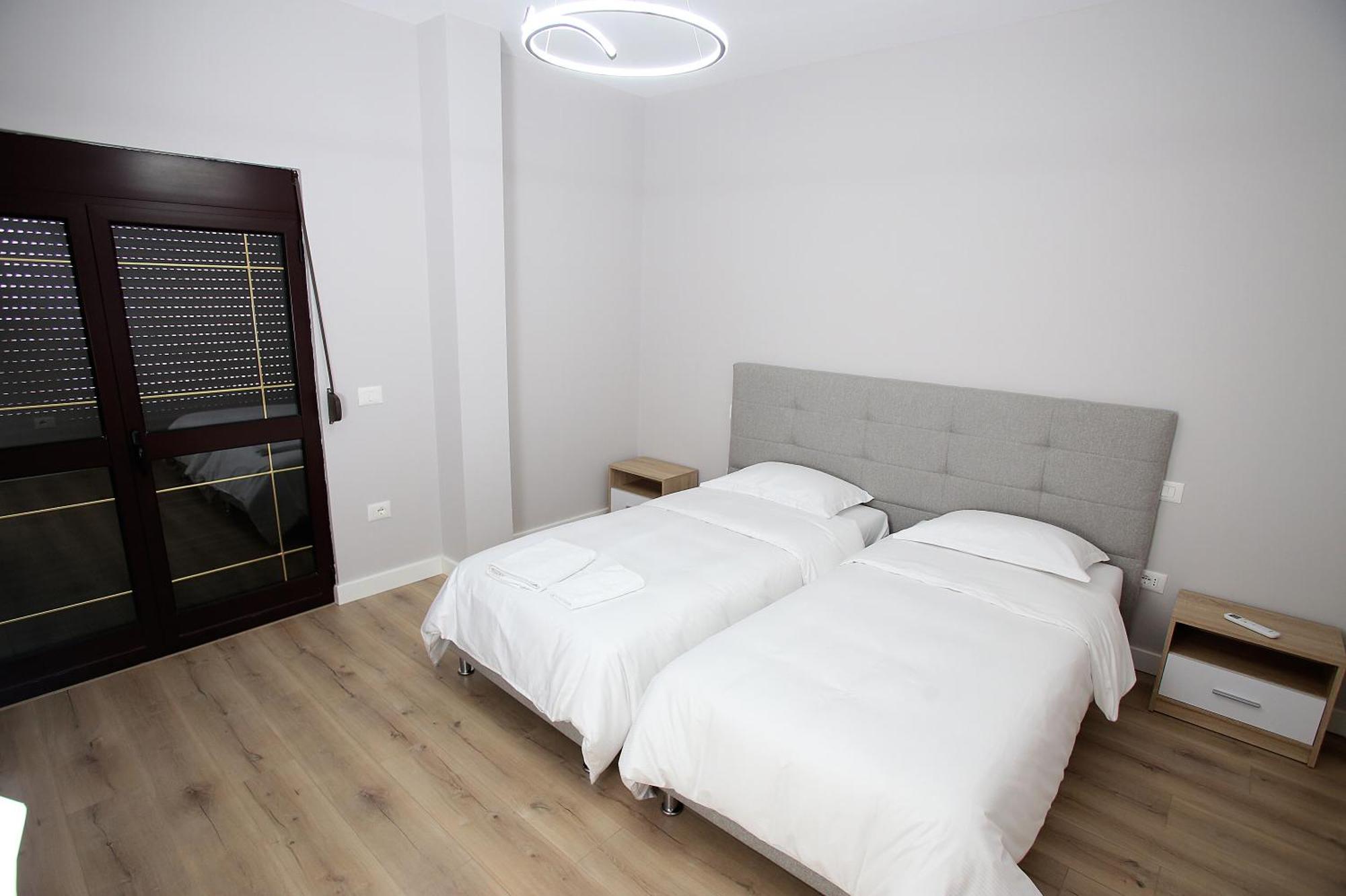 The Met Apartments Durrës Extérieur photo